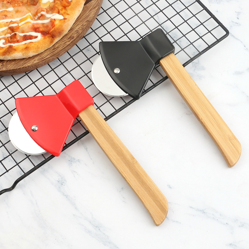 Kitchen Roller Baking - Tagliapizza a Forma di Ascia con
