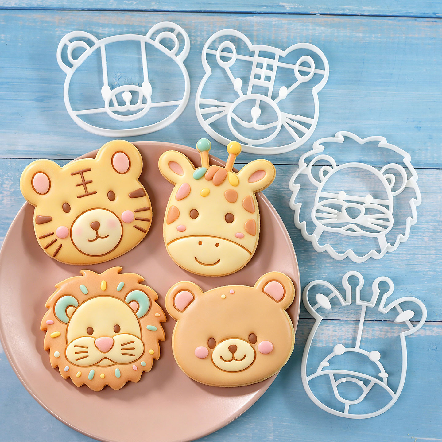 Set di 4 Tagliabiscotti a Form - Baking Kitchen Set recensione e prezzo