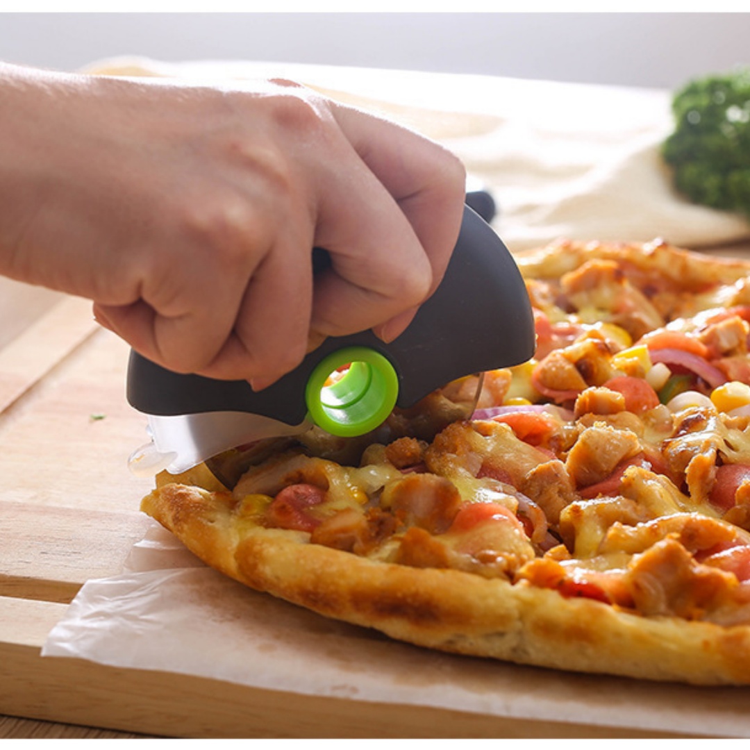 Coltello Rotondo in Acciaio In - Kitchen Roller Baking recensione e prezzo